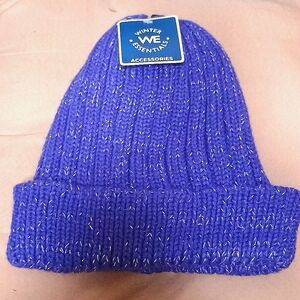Winter Essentials (WE) Women's Winter Hat One Size (NWT) Blue Purple